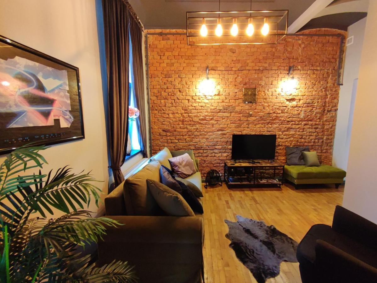 Apartament Podcienie Z Tarasem Bielsko-Biala Old Town Exterior foto